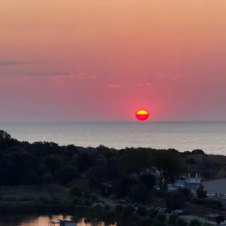 Black Sea View Aparthotel Olimp